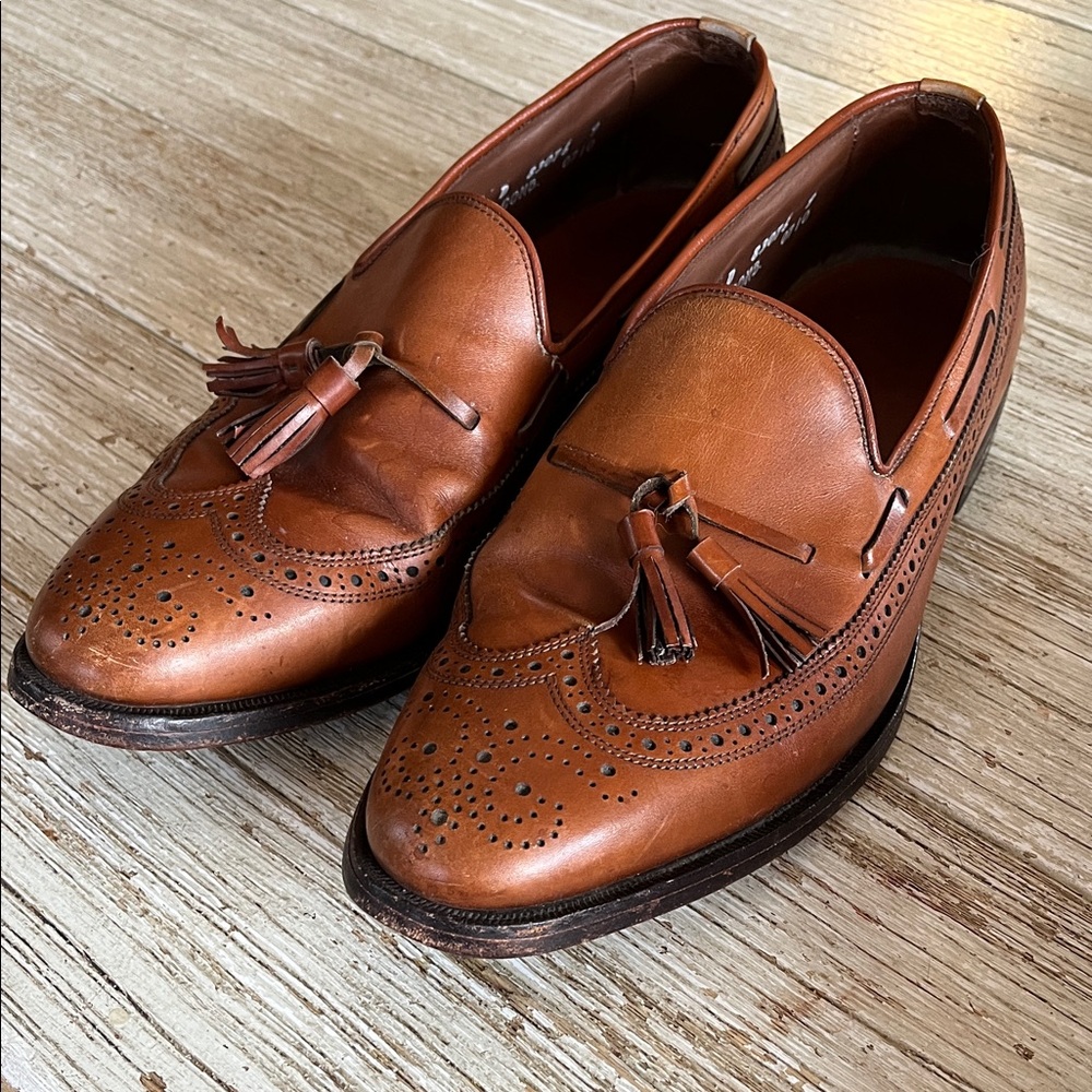 Allen Edmonds Tan Leather Tassel Loafers with Brogue Detailing